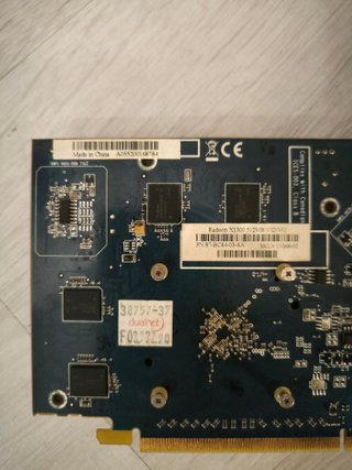 Grafica ATI Radeon X1300 512 MB AGP (TV-OUT)