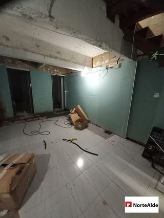 Local comercial en alquiler en Centro - Desierto - Arrontegi en Barakaldo