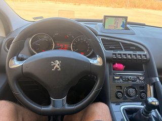 Peugeot 3008 2015