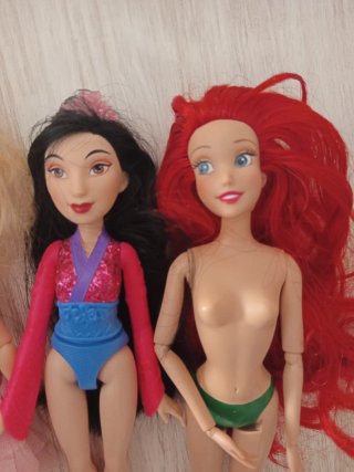 Lote 3 muñecas: Mulan, Ariel y otra
