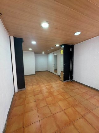 Local comercial en alquiler en La Florida en Hospitalet de Llobregat, L´