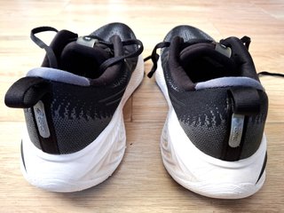 Asics Gel-Cumulus 25 Talla 43.5