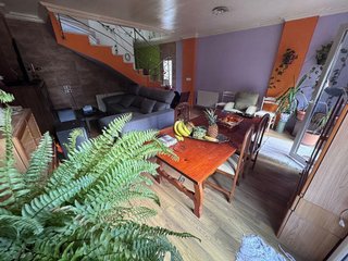 Casa adosada en venta en La Paz en Villena