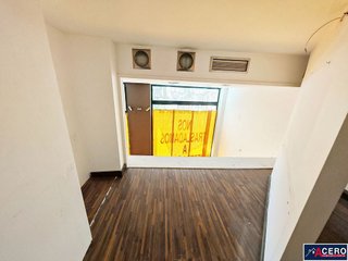 Local comercial en venta en Puerto Chico en Santander