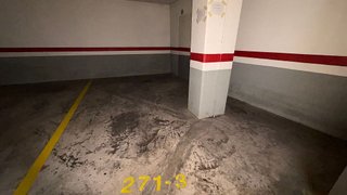 Garaje en alquiler en Centre en Hospitalet de Llobregat, L´