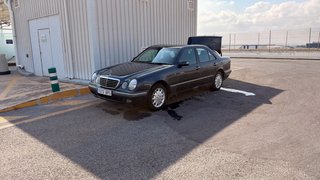 Mercedes-Benz Clase E 2001