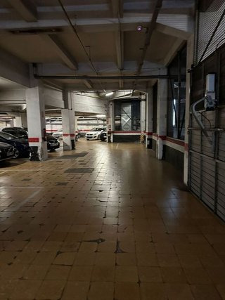 Garaje en venta en El Raval en Barcelona