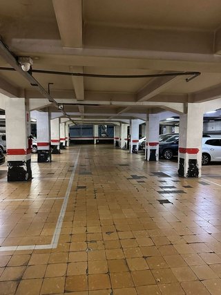 Garaje en venta en El Raval en Barcelona