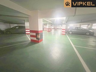 Garaje en alquiler en Cuatro Caminos - Plaza de la Cubela en Coruña (A)