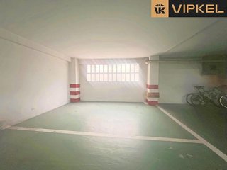 Garaje en alquiler en Cuatro Caminos - Plaza de la Cubela en Coruña (A)