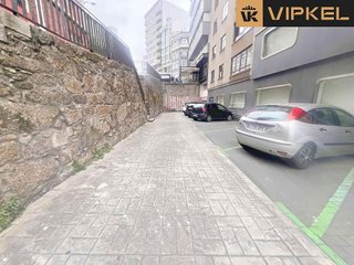 Garaje en alquiler en Cuatro Caminos - Plaza de la Cubela en Coruña (A)