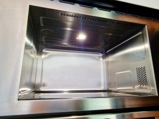 SEMINUEVO Microondas Bosch serie 8