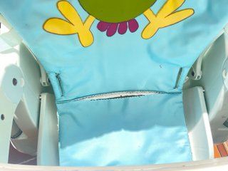 Trona infantil azul con divertido diseño