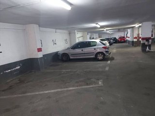 Garaje en alquiler en La Sagrera en Barcelona