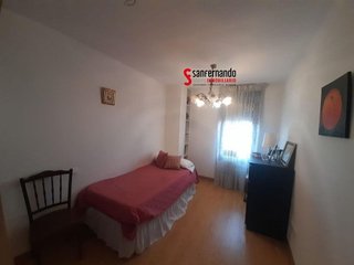 Piso en alquiler en Alisal - Cazoña - San Román en Santander