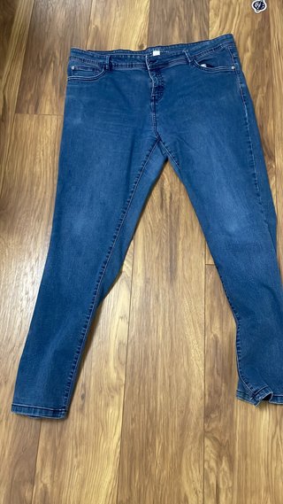Pantalones a partir de XL. Desde 7€