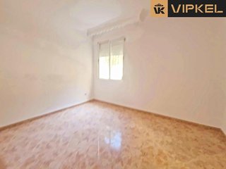 Piso en alquiler en Polígonos - Recinto Ferial Cortijo de Torres en Málaga