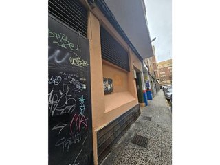 Local comercial en venta en Ruiseñores en Zaragoza