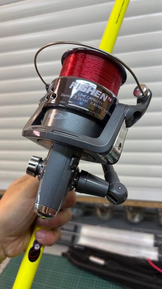 Cañas de pesca y accesorios