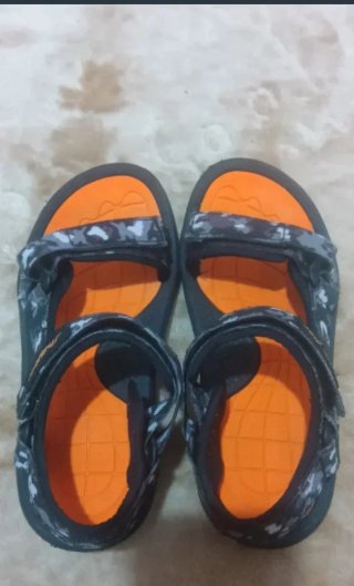 Sandalias niño camuflaje naranja 32