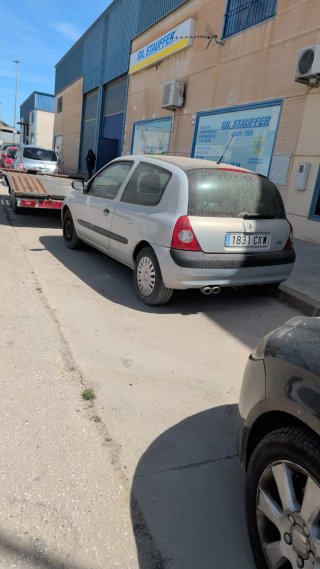 Renault Clio 2003