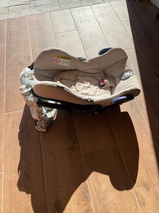 Maxi-Cosi para bebé con funda estampada