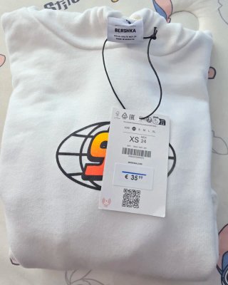 Sudadera Bershka Cars 95 Talla XS