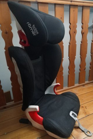 Silla coche Britax Römer Isofix ( Regalo alzador)