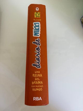 Diario de Nikki 9: Una reina del drama con much...