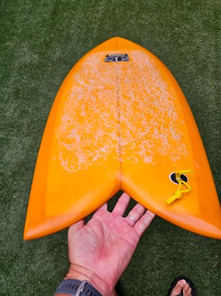 Tabla Surf Jim Banks Twin Fin 5'8