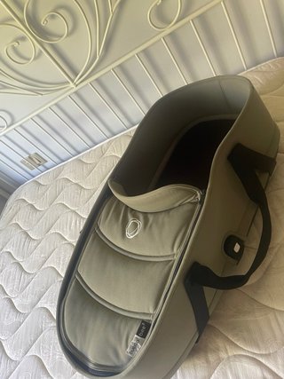 Bugaboo Bee 3 Capazo y Silla de Paseo, completo!