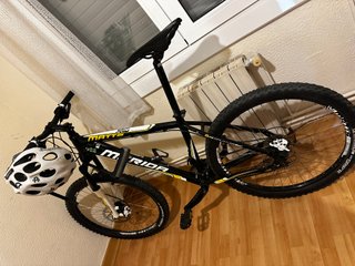 Bicicleta Mérida MattsPro 26 + Casco