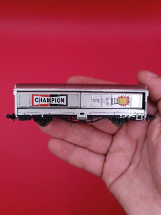 Vagón Ibertren Champion Escala N – caja, impecable