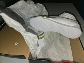 Reebok Freestyle Hi Blancas y Doradas Limited Edit