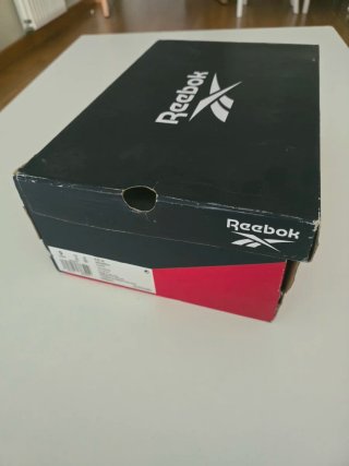 Reebok Freestyle Hi Blancas y Doradas Limited Edit