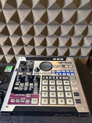 Roland SP-555 Sequencer Campionatore