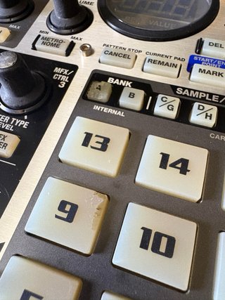 Roland SP-555 Sequencer Campionatore