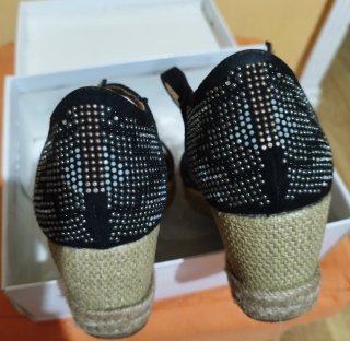 Sandalias cuña esparto negras