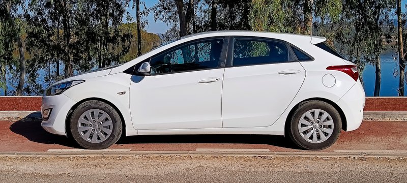 Hyundai i30 1.4 BlueDrive 25 Aniversario – 2017 - foto 1