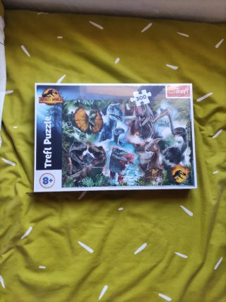 2 Puzzles Harry Potter y Jurassic World 300 piezas