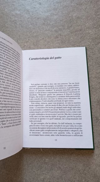 Libro:"La vita segreta dei gatti" di Giorgio Celli