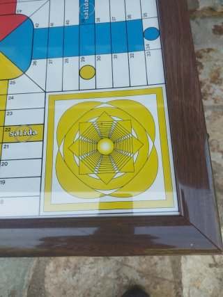 GRAN Tablero Parchís NUEVO A ESTRENAR.