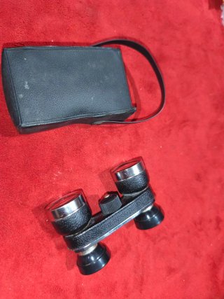 Binoculares de ópera vintage con estuche