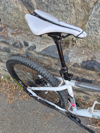 Bicicleta de montaña Btwin M 27.5