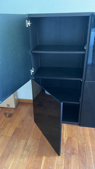 Se dona ! Gratis  Armario 4 puertas negro
