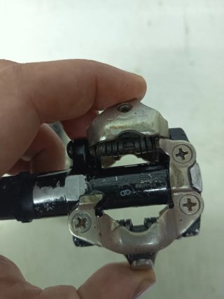 Pedales Shimano PD-M520
