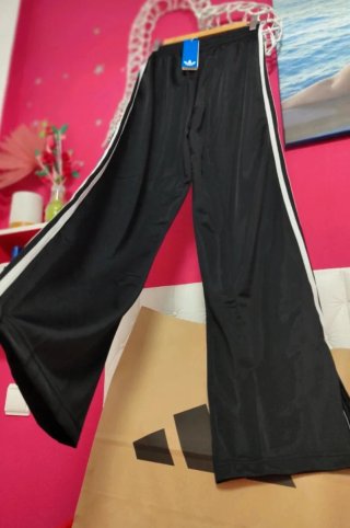 Pantalón Adidas Firebird losse Negro JC8245, nuevo