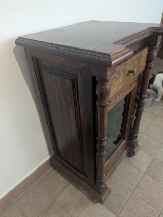 Mueble auxiliar madera y cristal