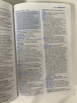 Collins pocket plus English-Spanish, español-in...