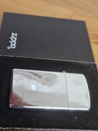 Zippo Slim Cromato 1983 Fleur-de-lis